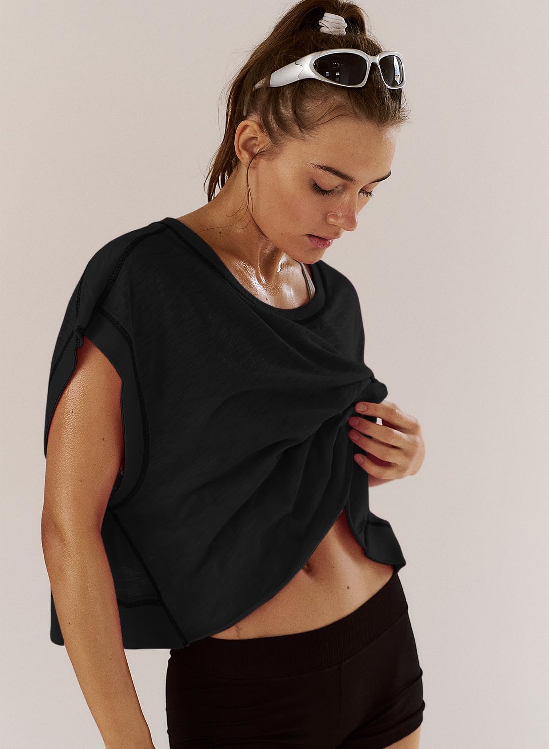 REMINORA® Women's Sport T-Shirt with Open Back – Casual Y2K Workout Crop Top for Yoga, Gym & Running | Breathable Short Sleeve Fitness Shirt