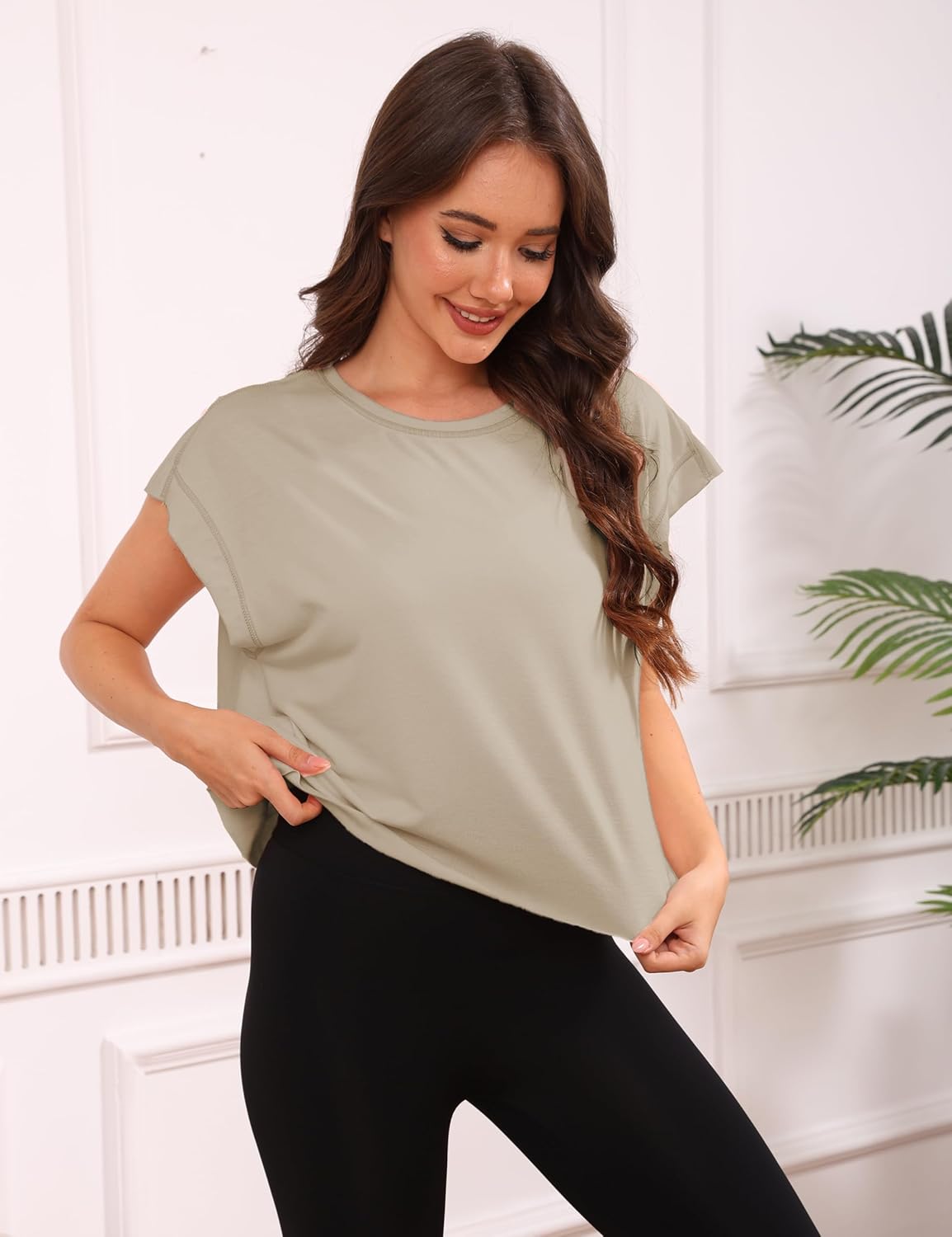 REMINORA® Women's Sport T-Shirt with Open Back – Casual Y2K Workout Crop Top for Yoga, Gym & Running | Breathable Short Sleeve Fitness Shirt