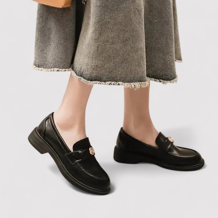 Women's loafers with heel – elegant comfortable shoes