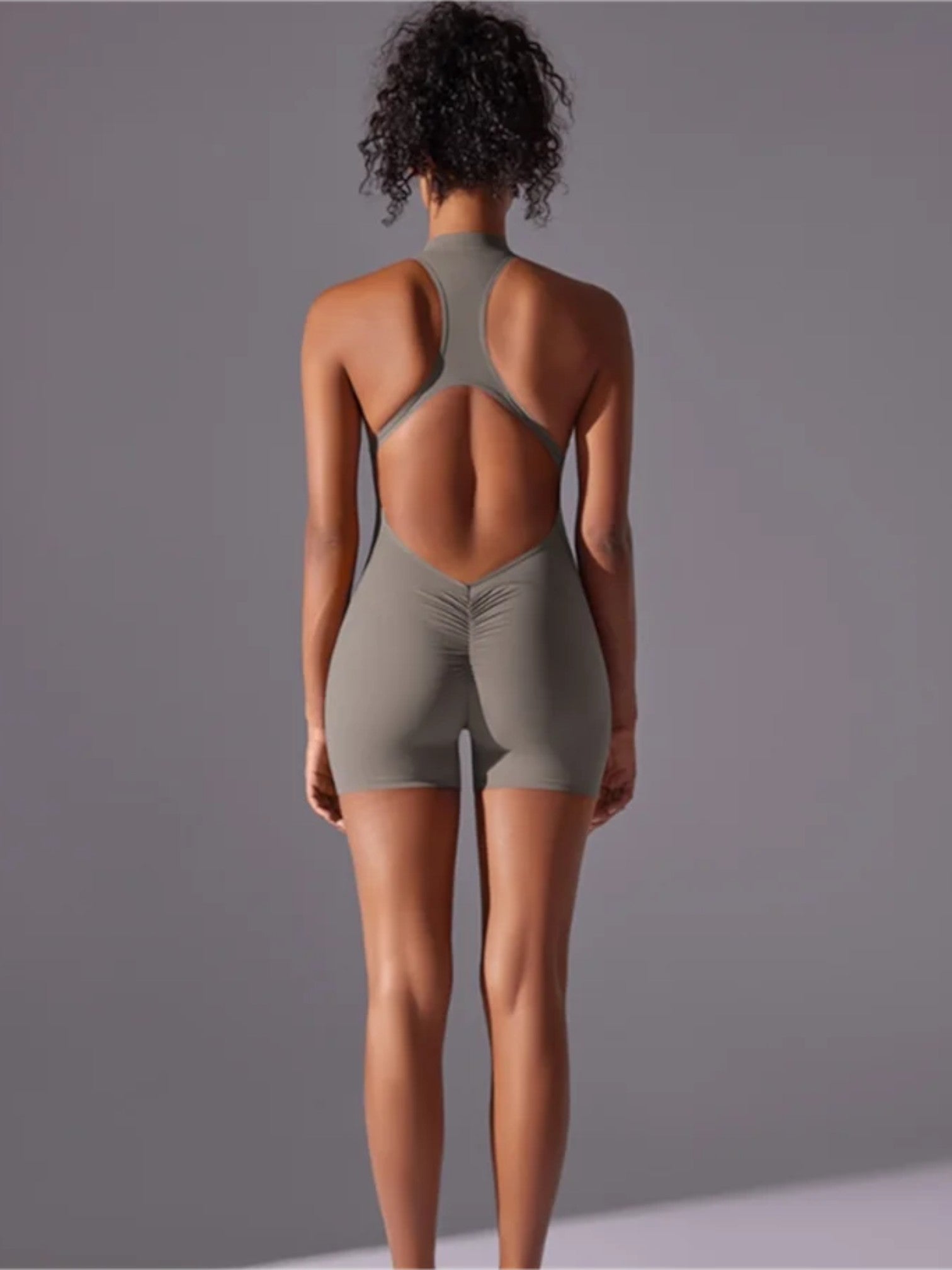 Women's Sports Jumpsuit – Solid Color Jumpsuit for Yoga, Tennis & Training | Breathable & Flexible
