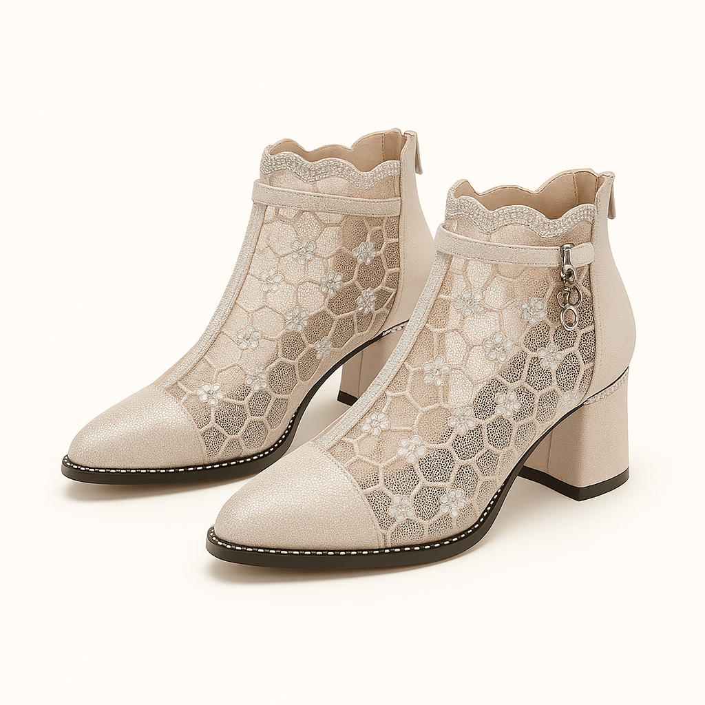 Atmungsaktive Sommer - Stiefeletten mit Riemen & Strass - Reminora