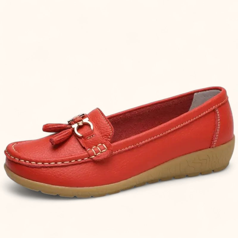 Elegant moccasins for women