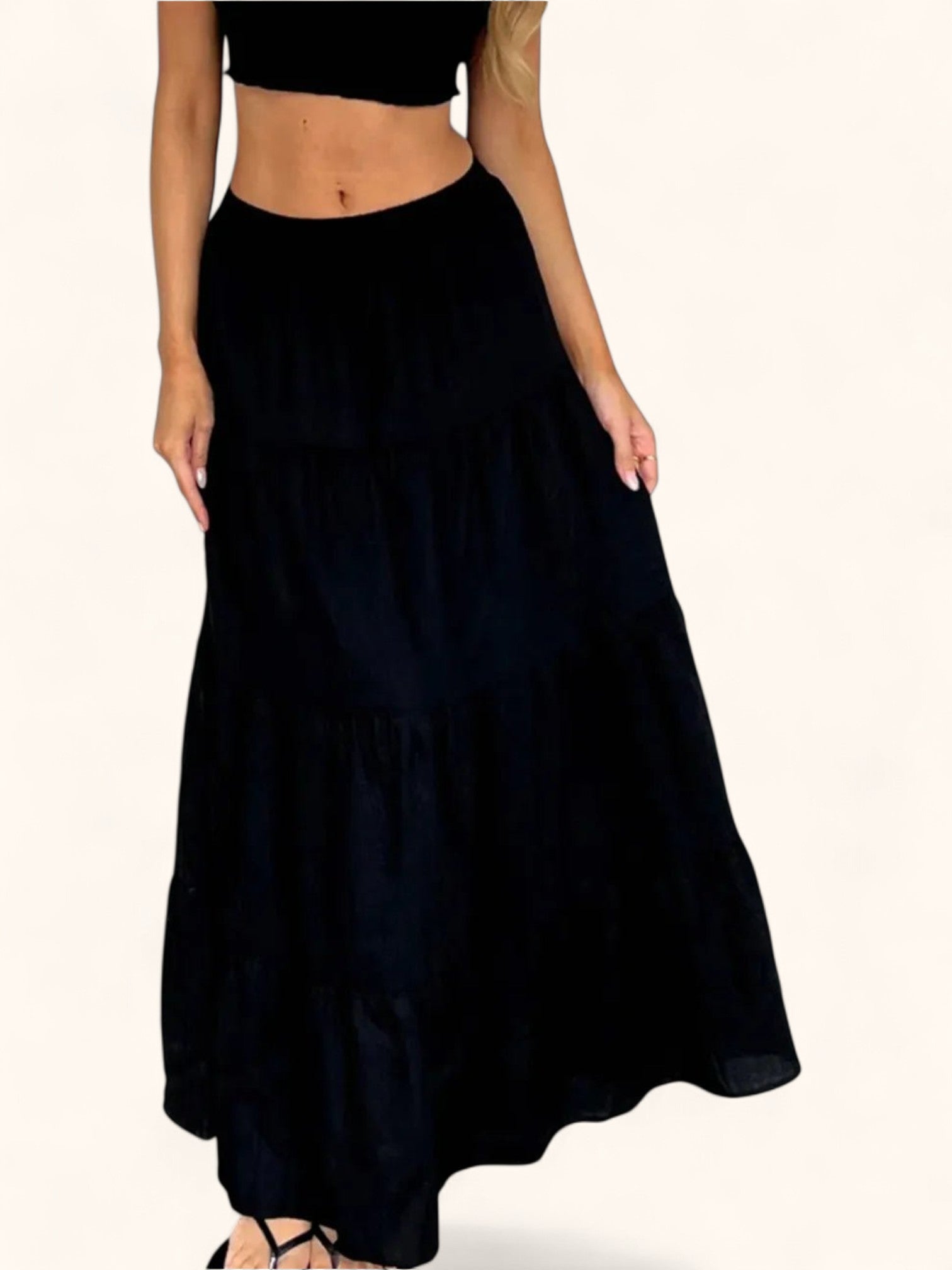 Elegant boho maxi skirt with high waist and ruffles for women