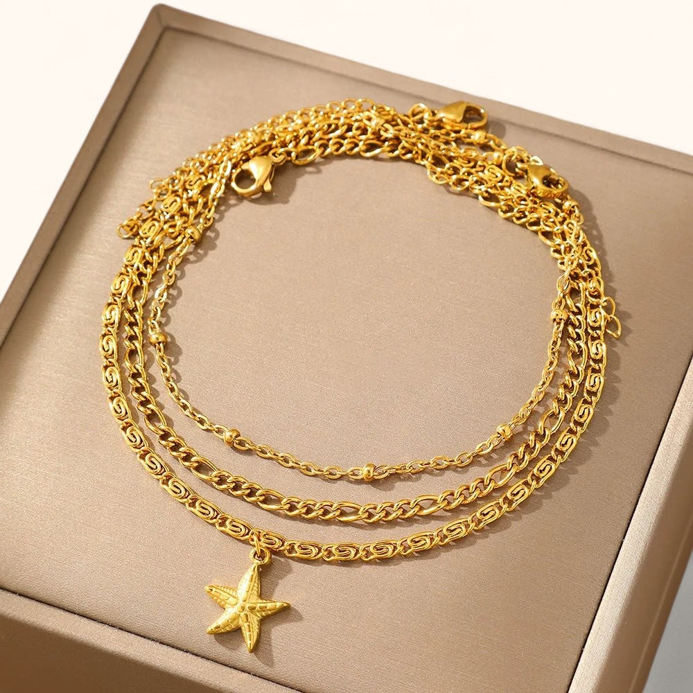 Luxuriöse Fußkette mit Sternen – Dreifach-Kette für jeden Anlass