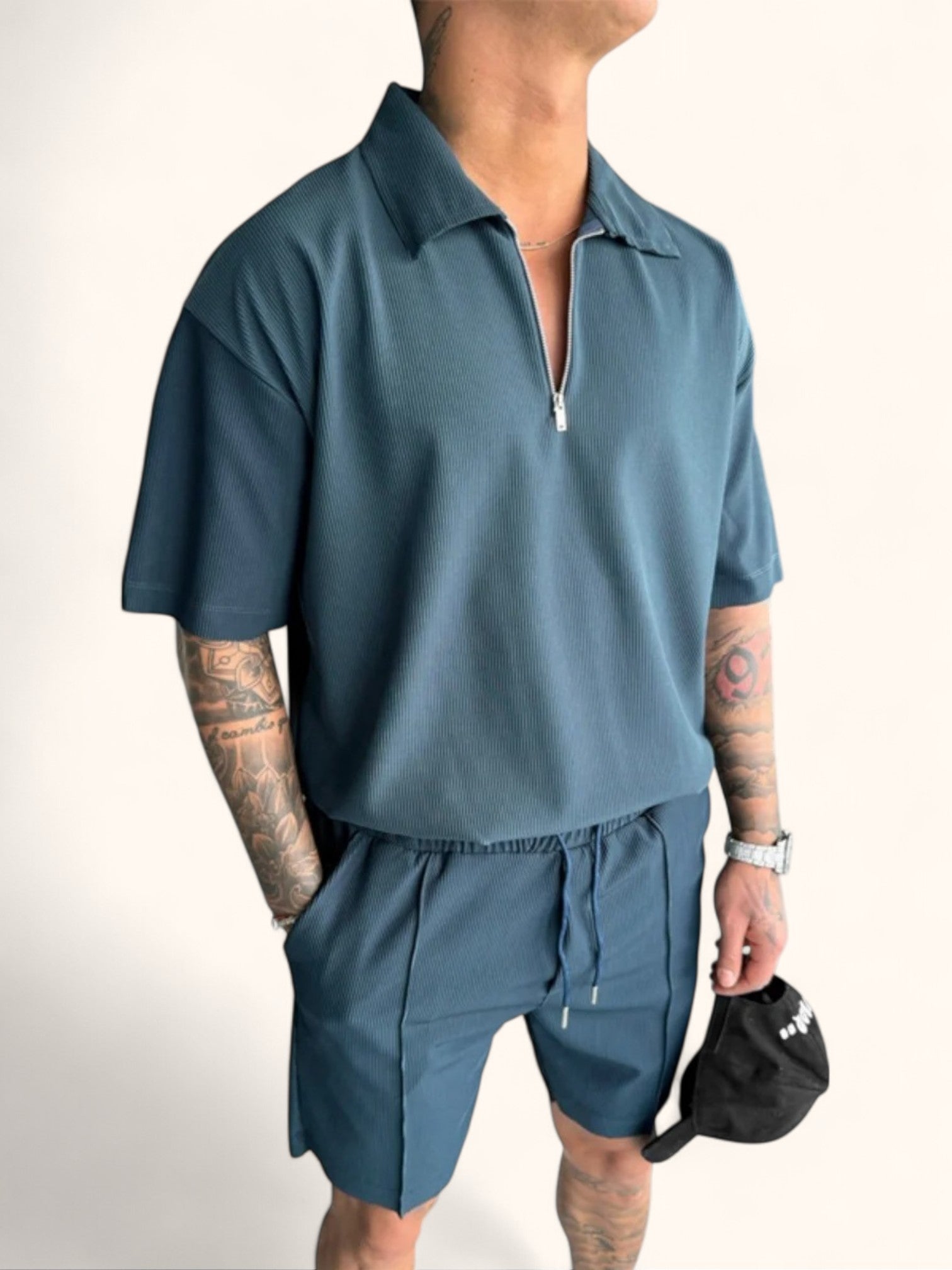 Herren Sommer Outfit 2025: Zipper-Polo & Shorts Set
