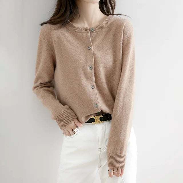 Soft cashmere cardigan with button placket for women