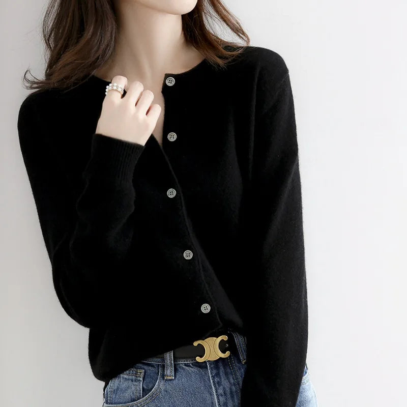 Soft cashmere cardigan with button placket for women