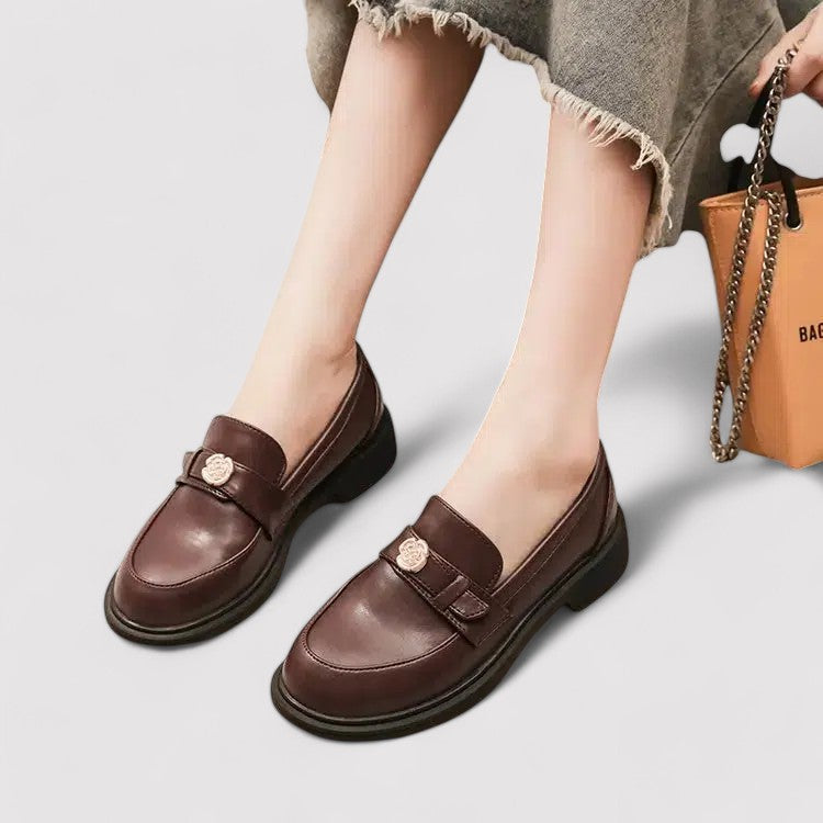 Women's loafers with heel – elegant comfortable shoes