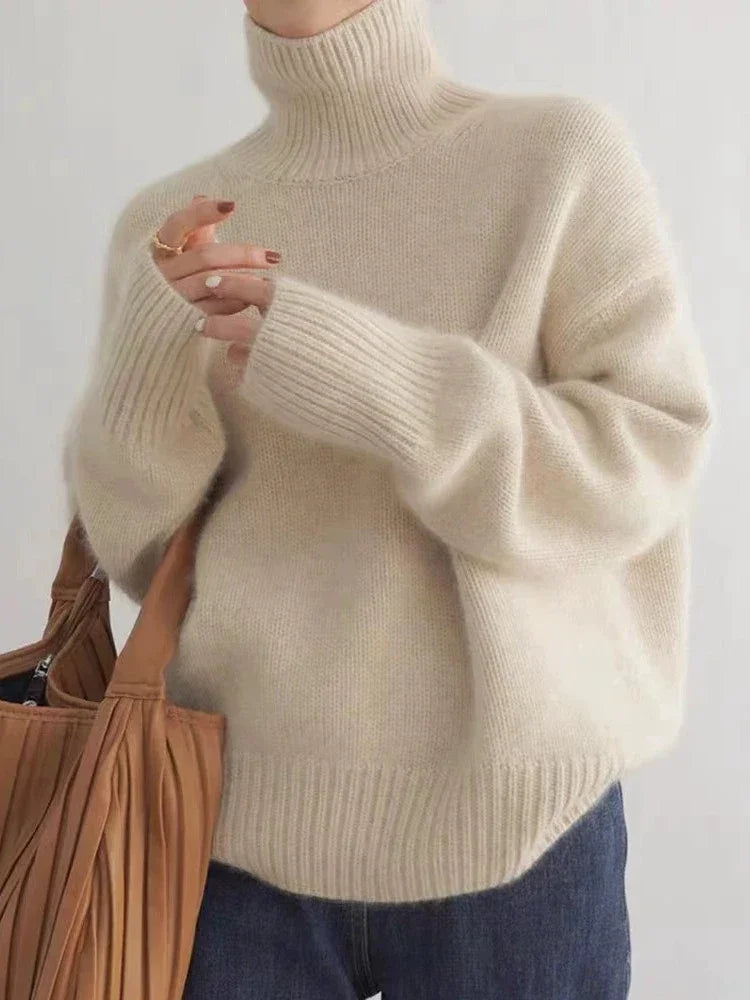 Cashmere knitted sweater
