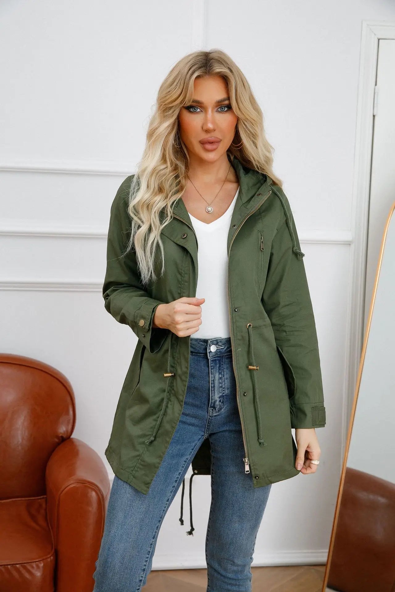 Women's zipper windbreaker with drawstring