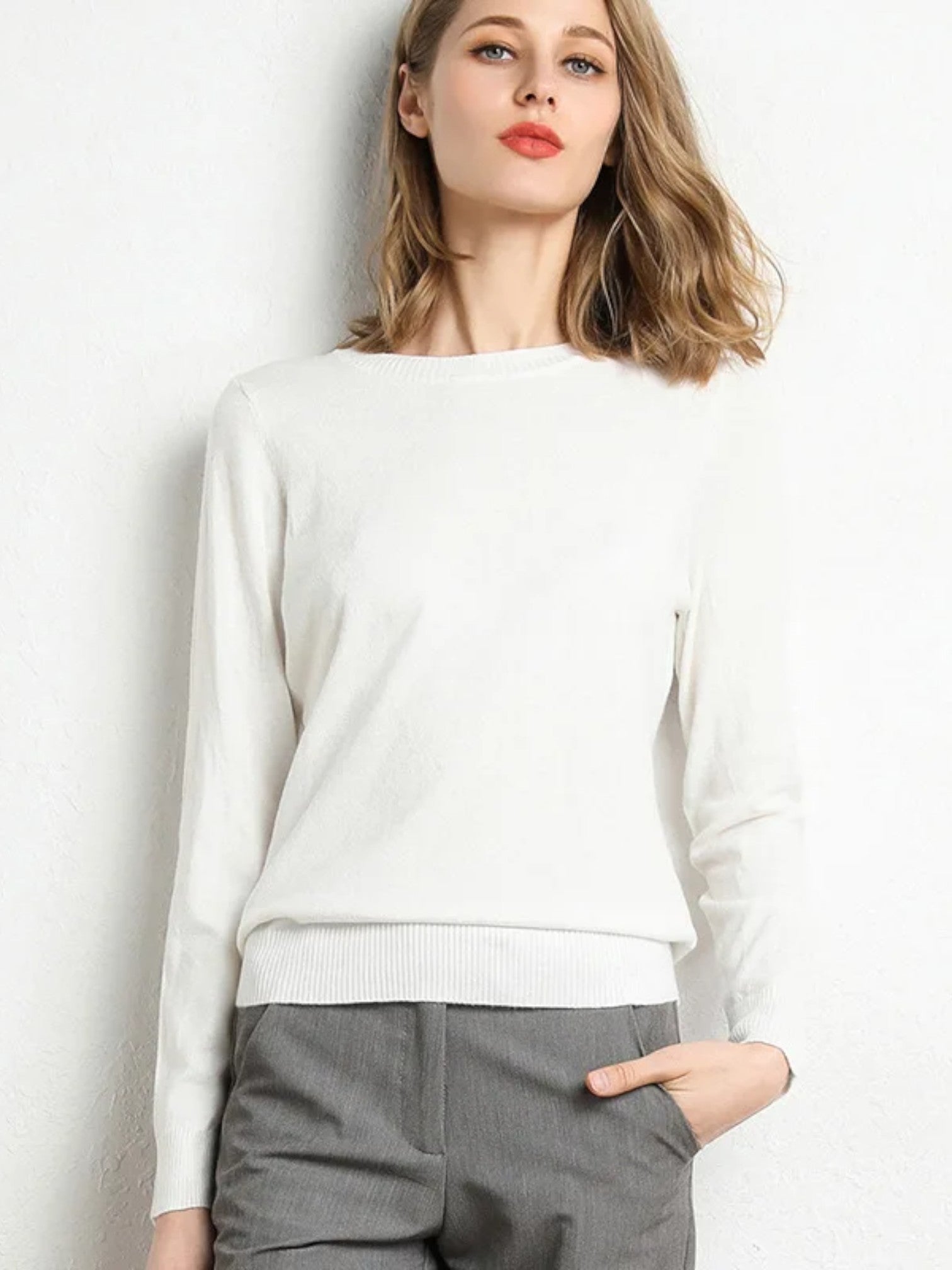 Women's Slim Fit Sweater O-Neck – Solid Color Knit Top Long Sleeve for Autumn & Winter | Plus Sizes, Figure-Hugging & Warm