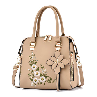 Damen Umhängetasche mit Blumendetail – Trendige Handtasche für Arbeit & Alltag - Darcy