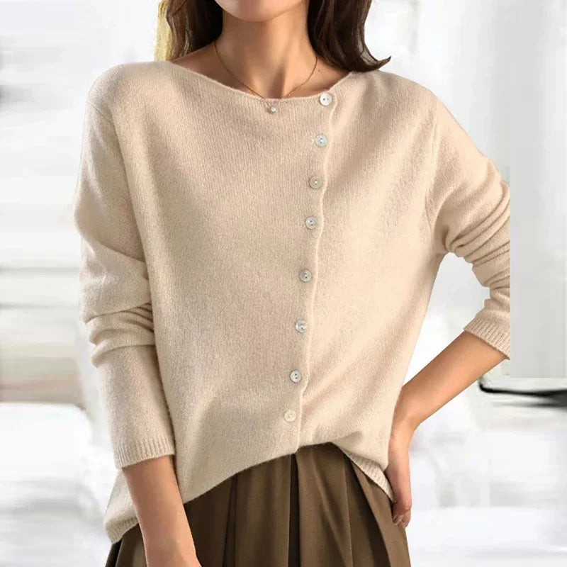 Cashmere cardigan with buttons for autumn