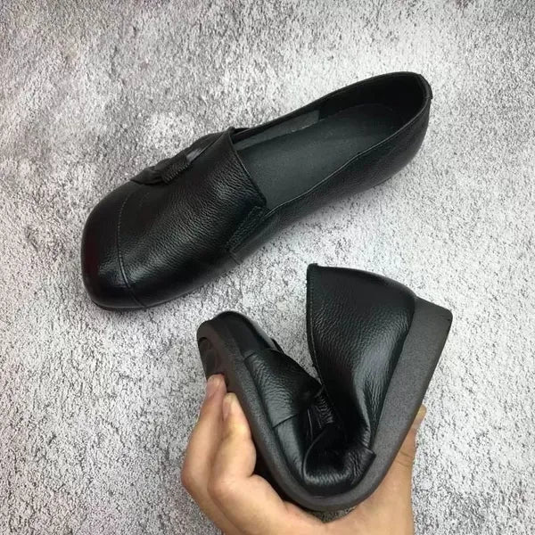 Bequeme Damenlederschuhe mit rutschfester Sohle - Reminora