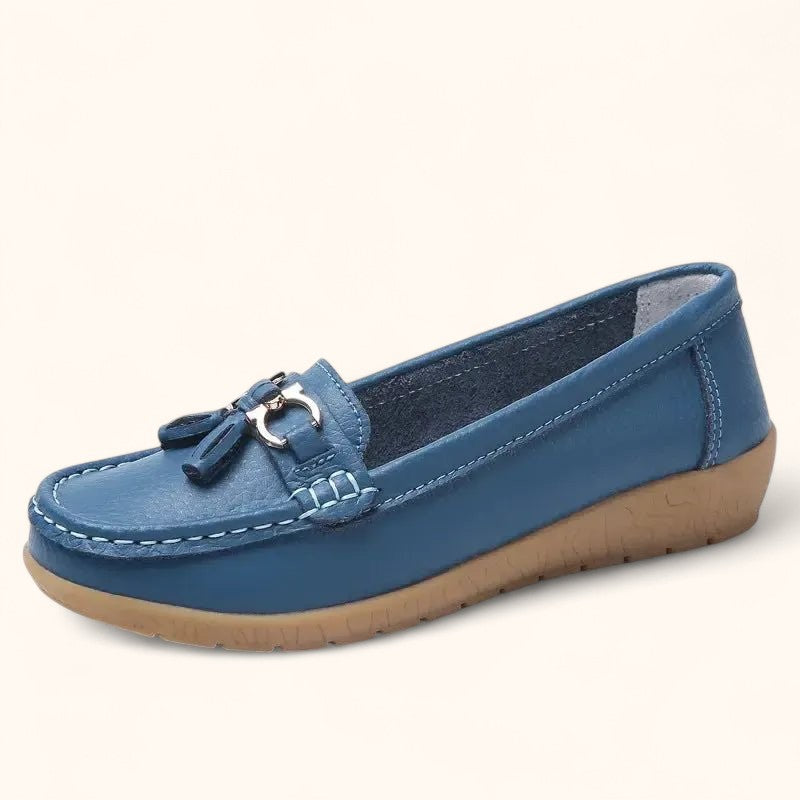 Elegant moccasins for women