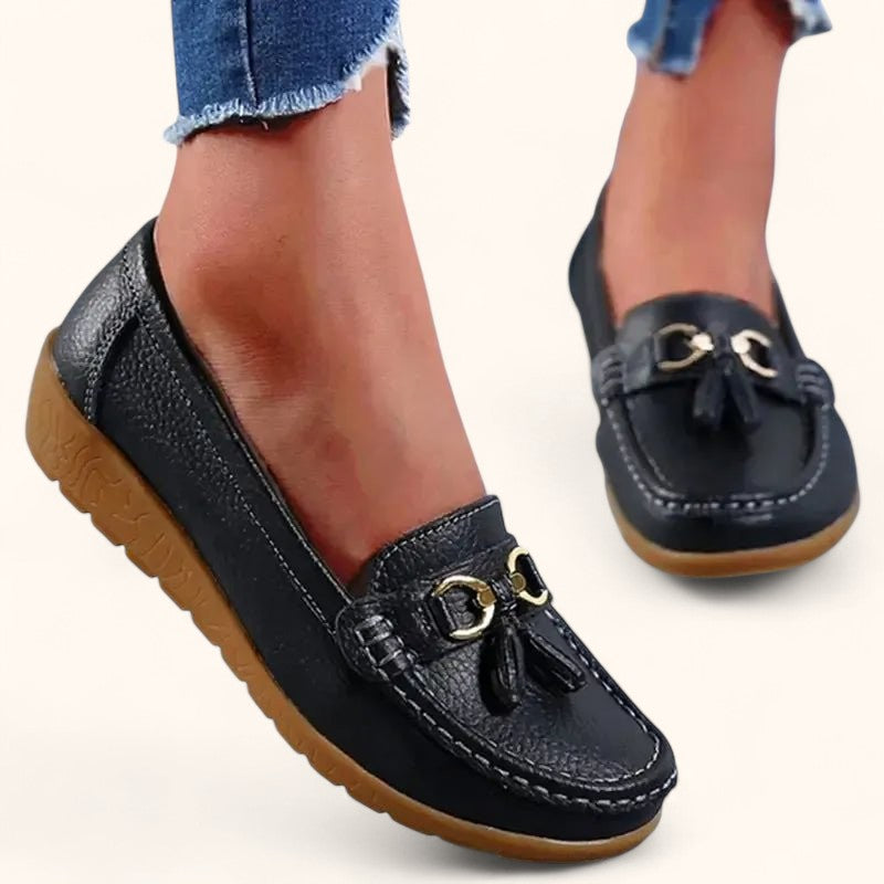 Elegant moccasins for women