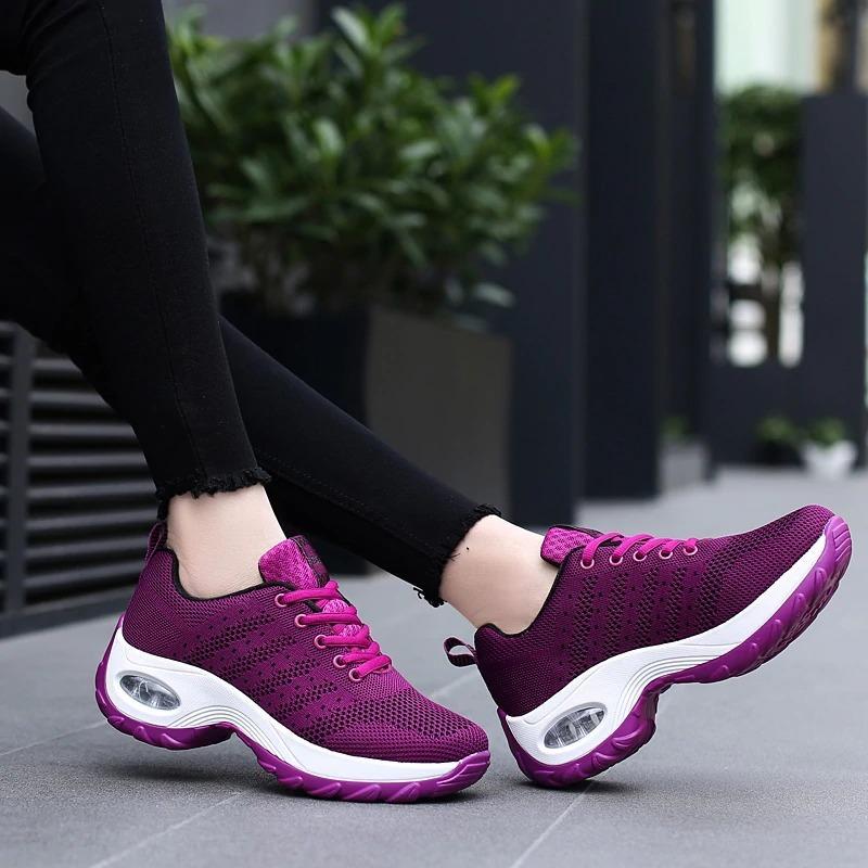Orthopädische Schuhe für Komfort und Gesundheit 2025 - Reminora