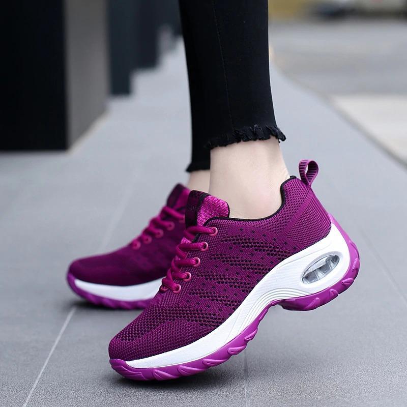 Orthopädische Schuhe für Komfort und Gesundheit 2025 - Reminora