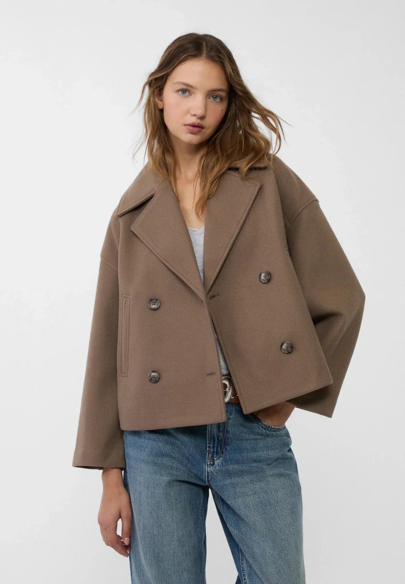Short double-breasted jacket - Elegant women's outerwear