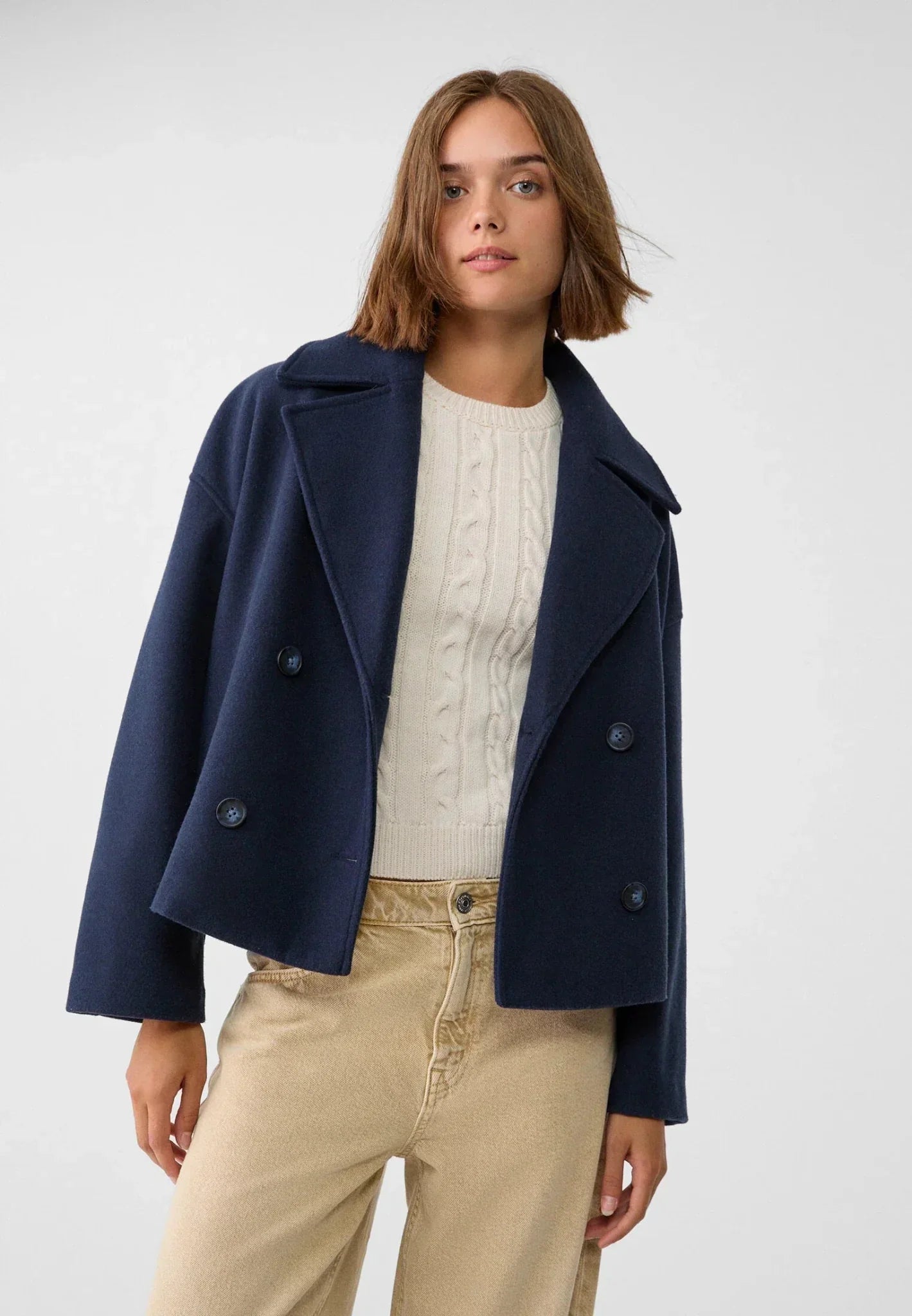 Short double-breasted jacket - Elegant women's outerwear